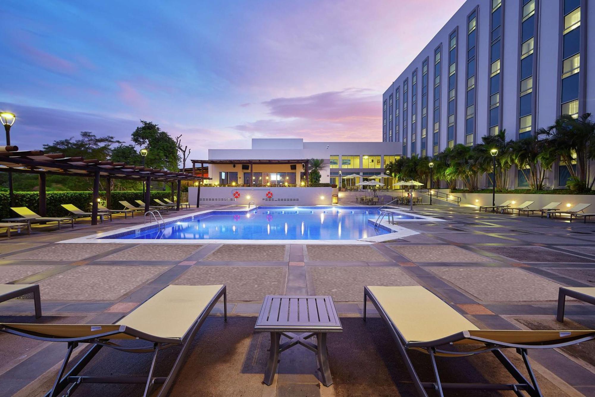 ดับเบิลทรี บาย ฮิลตัน มานากวา Hotel มานากัว ภายนอก รูปภาพ